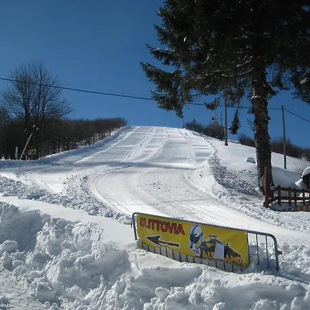 卡萨德拉尼夫酒店